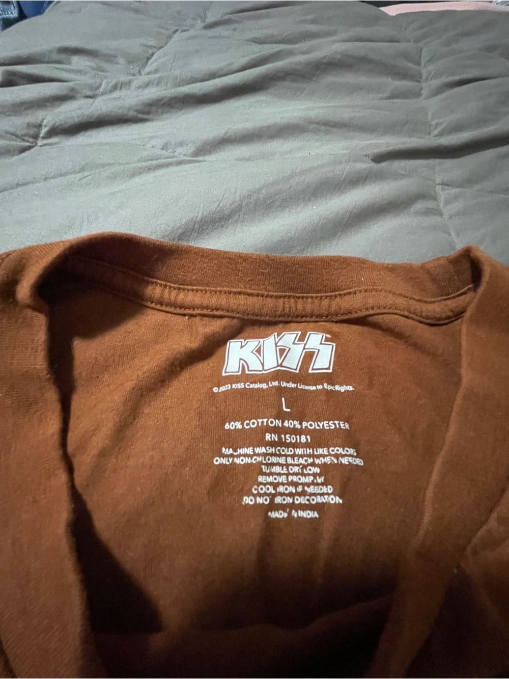 KISS North American Tour Graphic concert band Tee/T-shirt/Brown size L Women’s - Picture 3 of 4